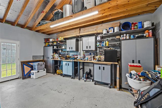 13814 Evert Court, Mont Belvieu, TX 77523