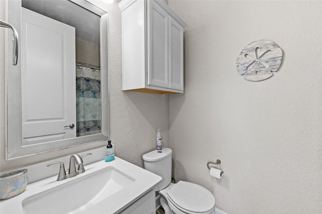 13814 Evert Court, Mont Belvieu, TX 77523