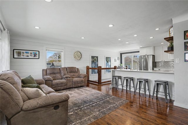 1101 Staub Court NE, Cedar Rapids, IA 52402