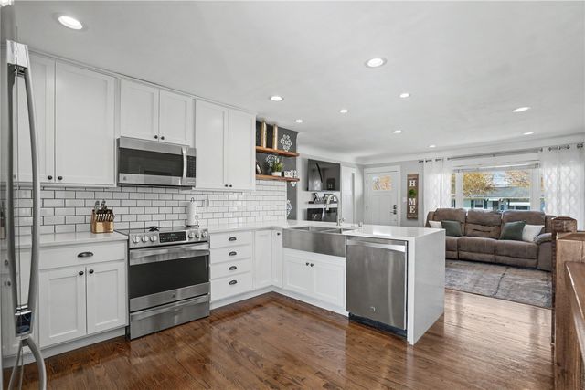 1101 Staub Court NE, Cedar Rapids, IA 52402