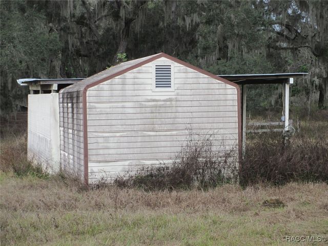 9851 E Thomas Road, Floral City, FL 34436