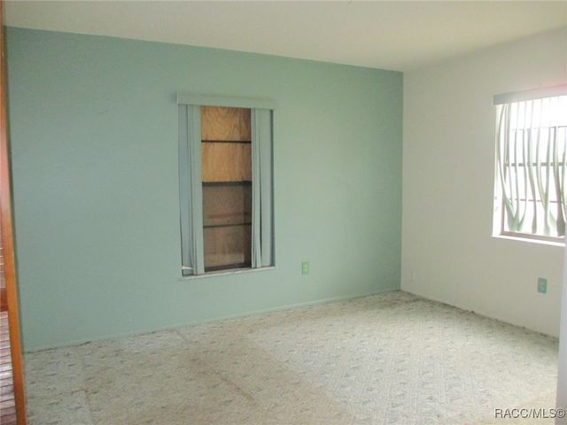 9851 E Thomas Road, Floral City, FL 34436