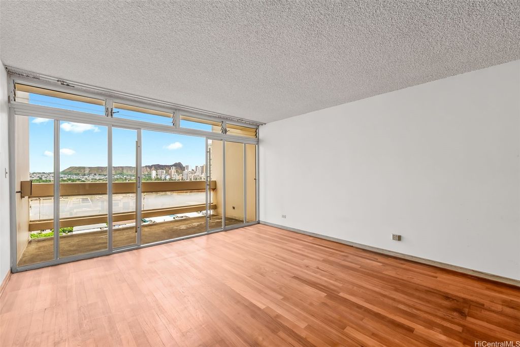 500 University Avenue 1436, Honolulu, HI 96826