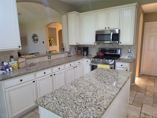 11406 Desert Springs Circle, Houston, TX 77095