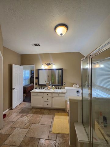 11406 Desert Springs Circle, Houston, TX 77095