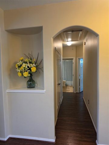 11406 Desert Springs Circle, Houston, TX 77095