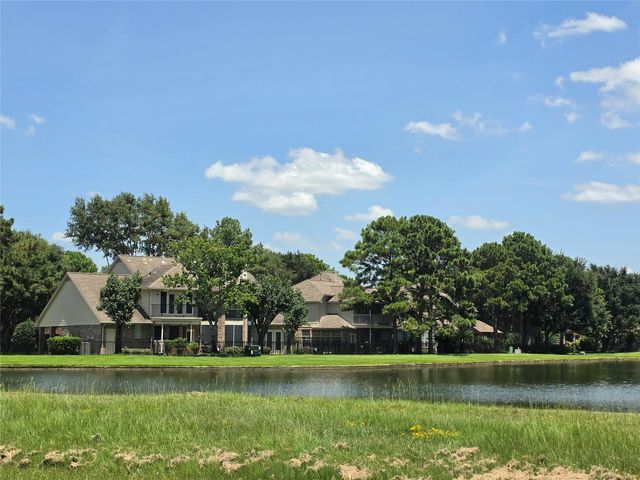 11406 Desert Springs Circle, Houston, TX 77095