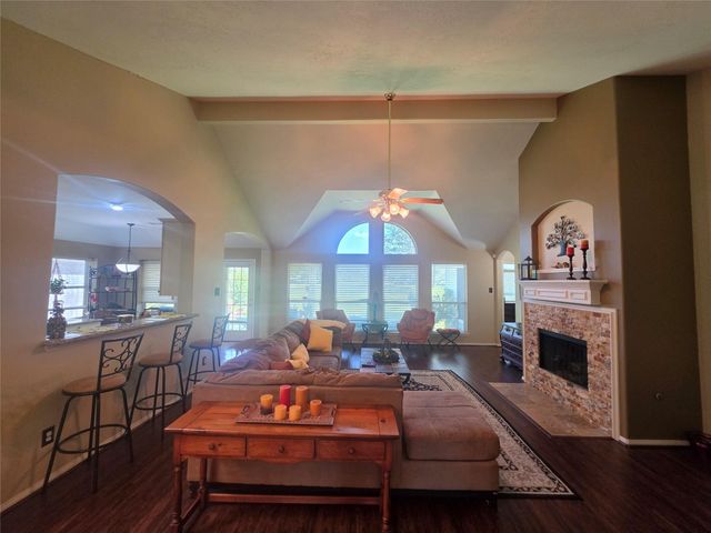 11406 Desert Springs Circle, Houston, TX 77095