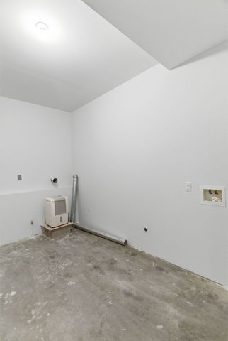 2010 Rebekah Dr, Greenbrier, TN 37073