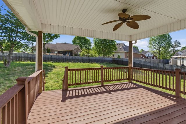2010 Rebekah Dr, Greenbrier, TN 37073
