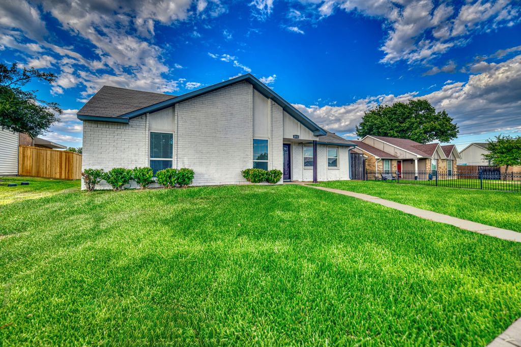 2513 Poplar Trail, Garland, TX 75042