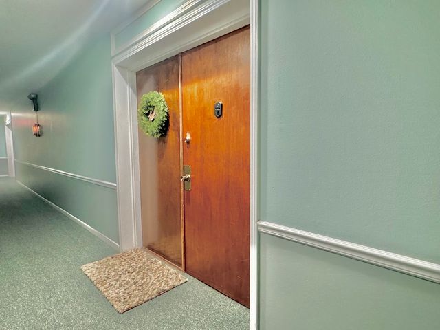 5600 Hillcrest Lane 3D, Lisle, IL 60532