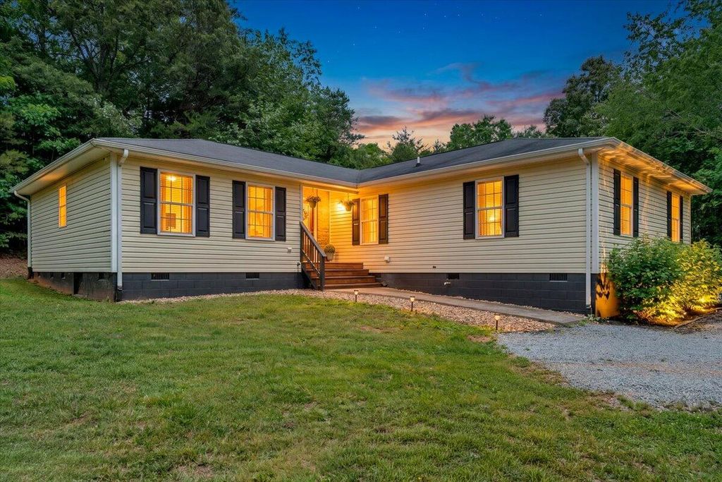 4218 Goose Dam RD, Rocky Mount, VA 24151