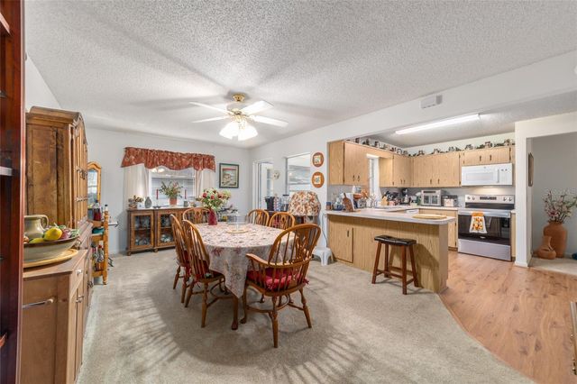 9233 SW 83RD TERRACE D, Ocala, FL 34481