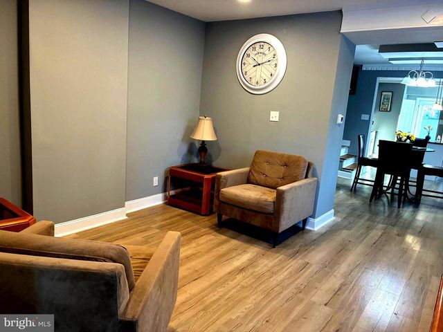 80 E 3RD ST, Moorestown, NJ 08057