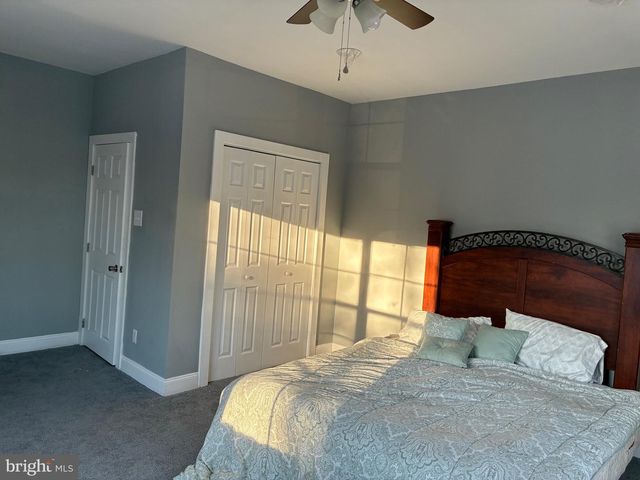 80 E 3RD ST, Moorestown, NJ 08057