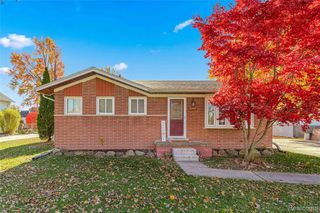 31549 John Hauk Street, Garden City, MI 48135