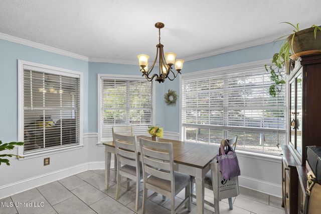 129 Post Oak Drive, Brandon, MS 39047