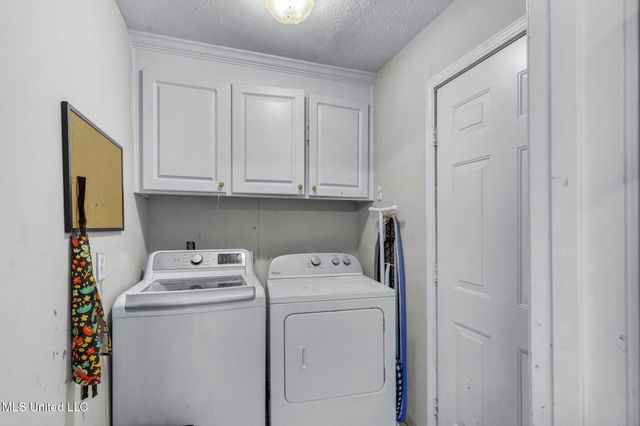 129 Post Oak Drive, Brandon, MS 39047