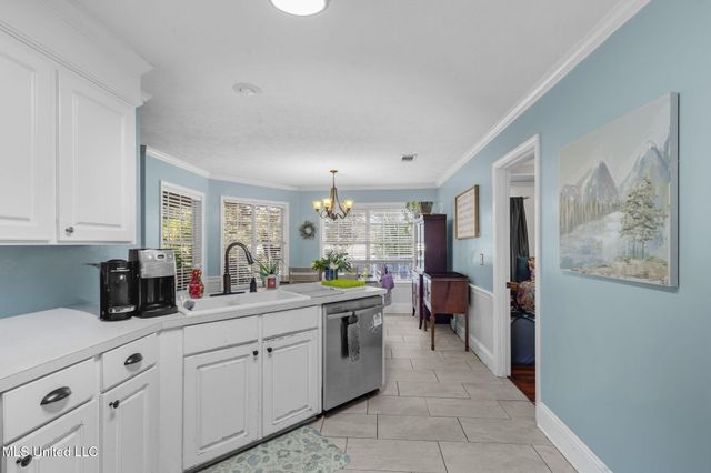 129 Post Oak Drive, Brandon, MS 39047