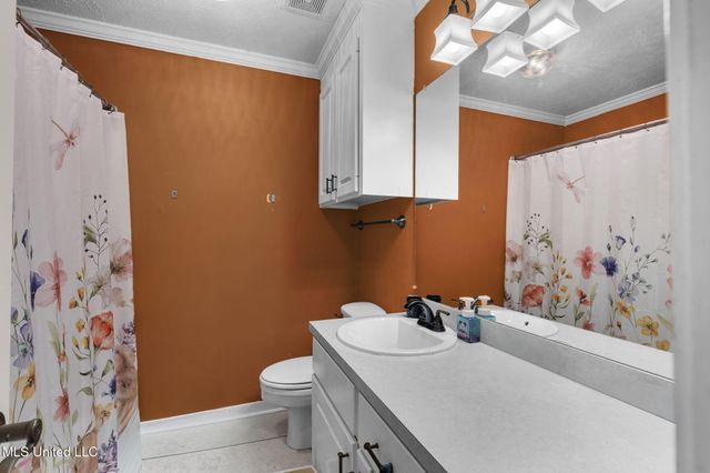 129 Post Oak Drive, Brandon, MS 39047