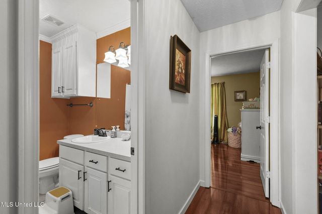 129 Post Oak Drive, Brandon, MS 39047