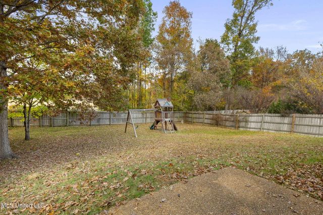 129 Post Oak Drive, Brandon, MS 39047