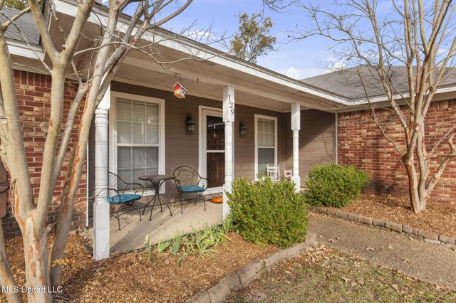 129 Post Oak Drive, Brandon, MS 39047