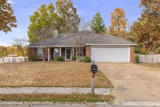 129 Post Oak Drive, Brandon, MS 39047