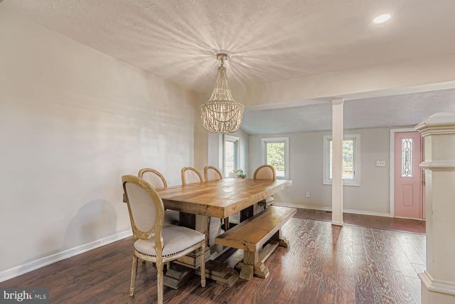 2023 BAY RD, Pasadena, MD 21122