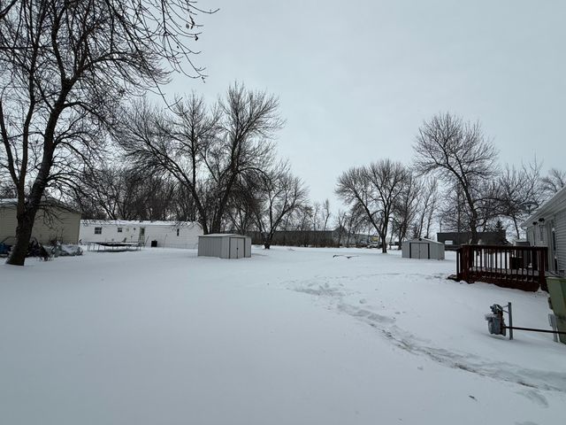 1332 Sandstone Drive, West Fargo, ND 58078