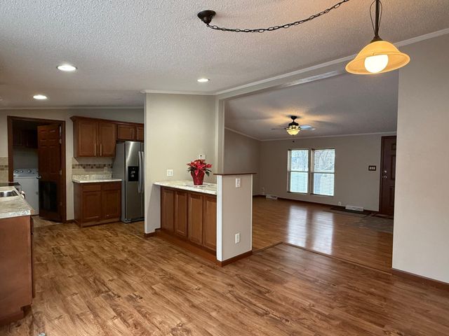 1332 Sandstone Drive, West Fargo, ND 58078