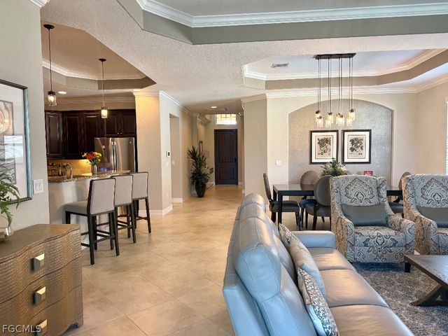 28627 Derry CT, Bonita Springs, FL 34135