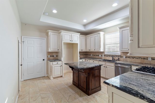 6747 Southpoint Drive, Princeton, TX 75407