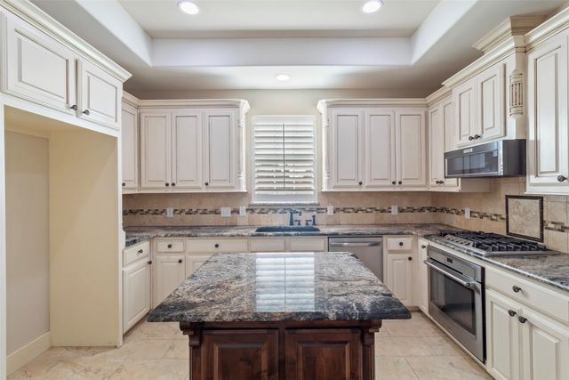 6747 Southpoint Drive, Princeton, TX 75407