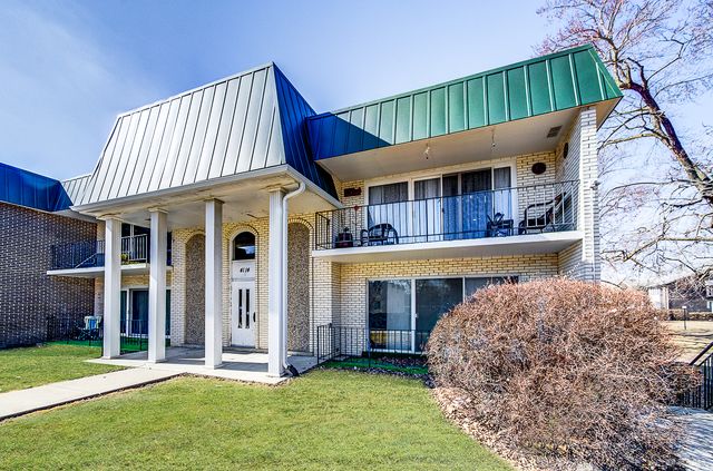 4114 W 99th Street D, Oak Lawn, IL 60453