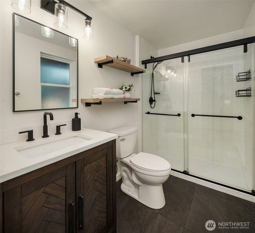 24225 SE 376th Street, Enumclaw, WA 98022