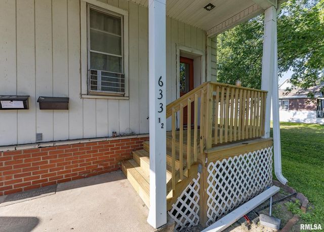 633 7TH Avenue S, Clinton, IA 52732