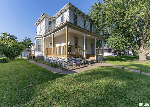 633 7TH Avenue S, Clinton, IA 52732
