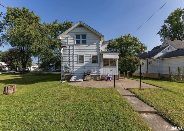 633 7TH Avenue S, Clinton, IA 52732