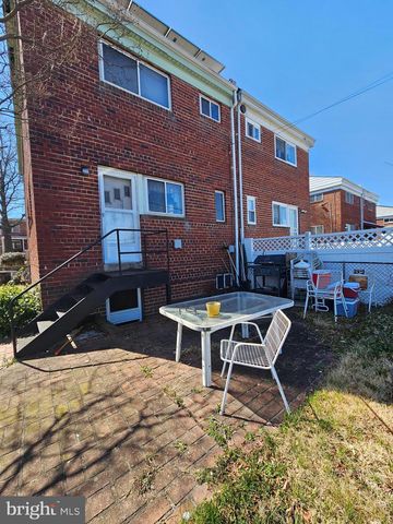 5205 12TH ST NE, Washington, DC 20011