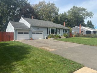 75 Cornell Drive, Enfield, CT 06082