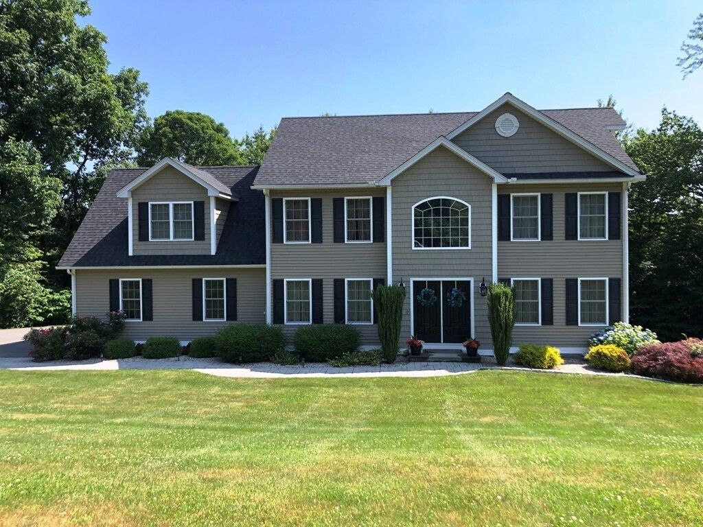 3 Pimlico Road, Wolcott, CT 06716
