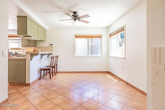 2527 Chandler Avenue, Simi Valley, CA 93065