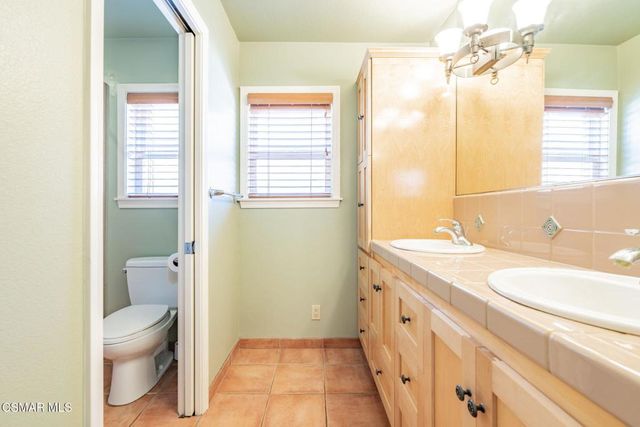 2527 Chandler Avenue, Simi Valley, CA 93065