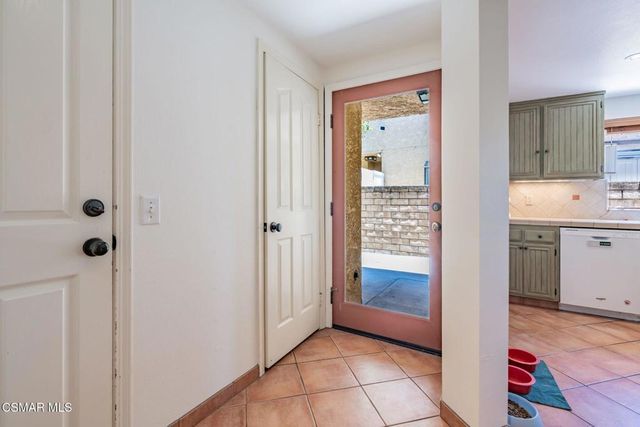 2527 Chandler Avenue, Simi Valley, CA 93065