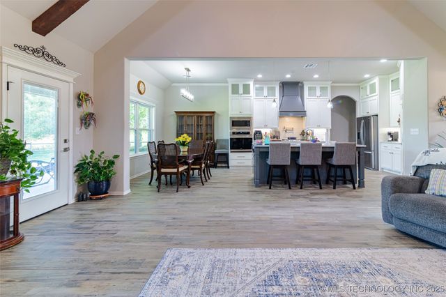 19771 S Wind Ridge Drive, Claremore, OK 74017