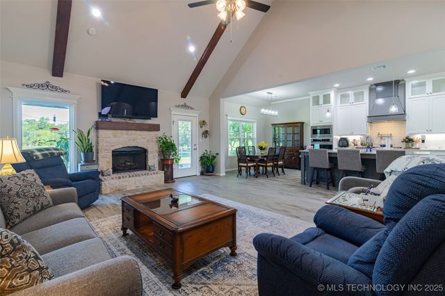 19771 S Wind Ridge Drive, Claremore, OK 74017