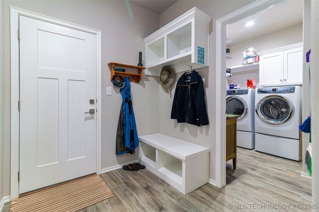 19771 S Wind Ridge Drive, Claremore, OK 74017