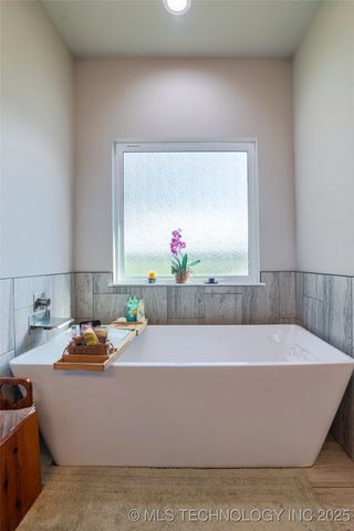 19771 S Wind Ridge Drive, Claremore, OK 74017